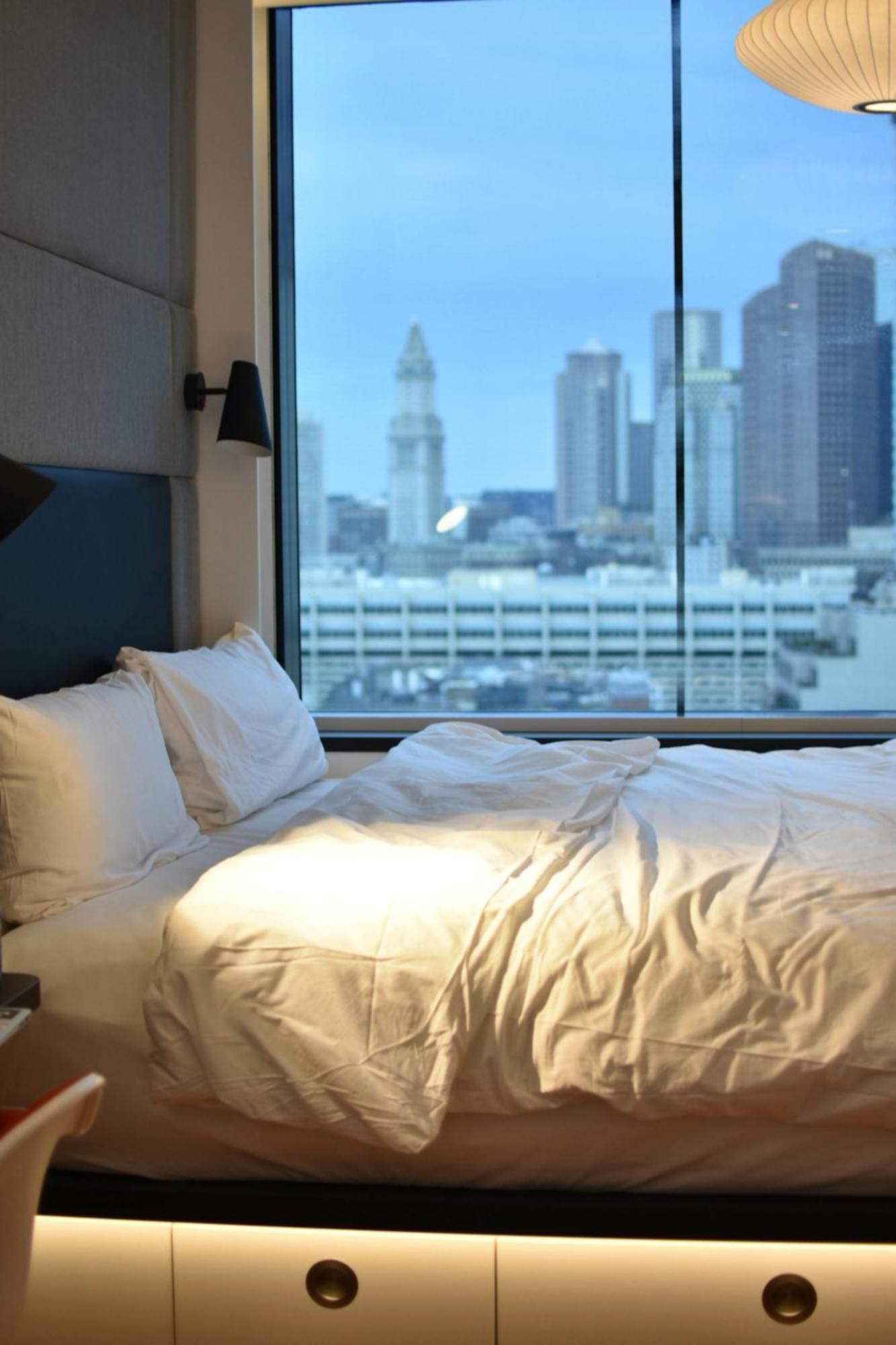 Hotel Demoqhc